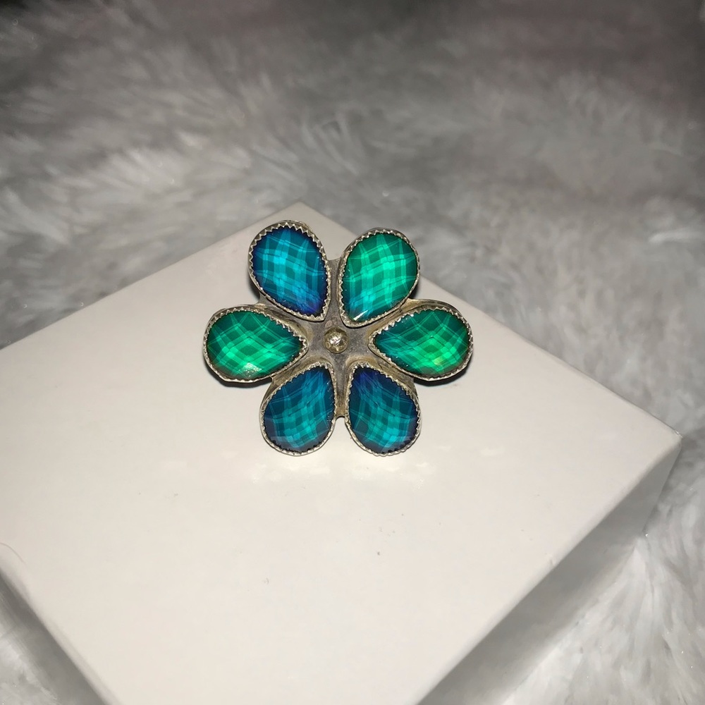 M&S Mood flower ring